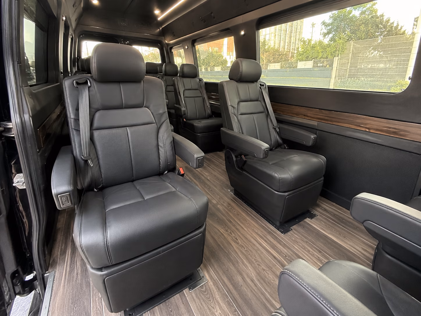 salem 18 passenger sprinter van inside
