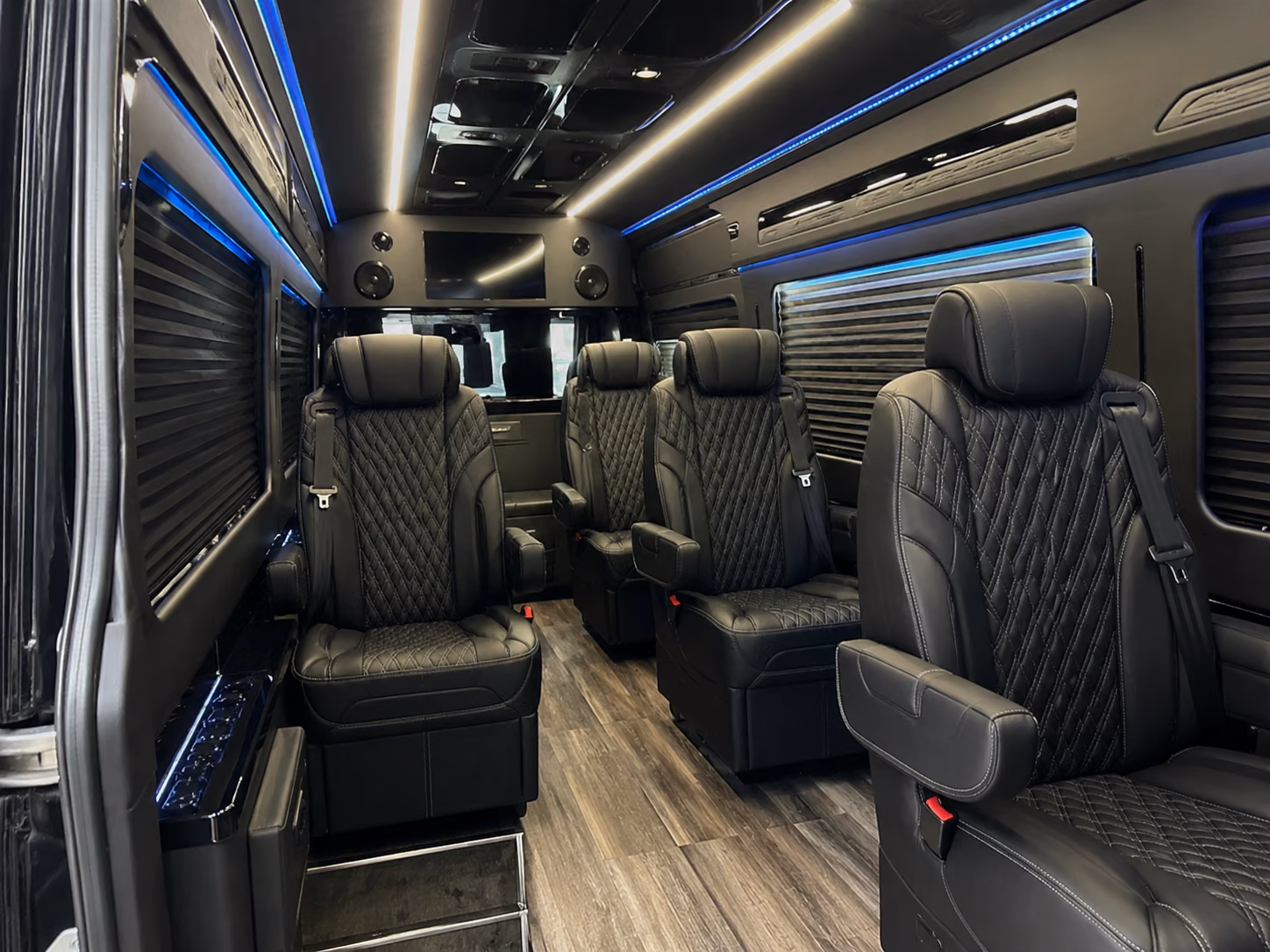 salem airport sprinter van service